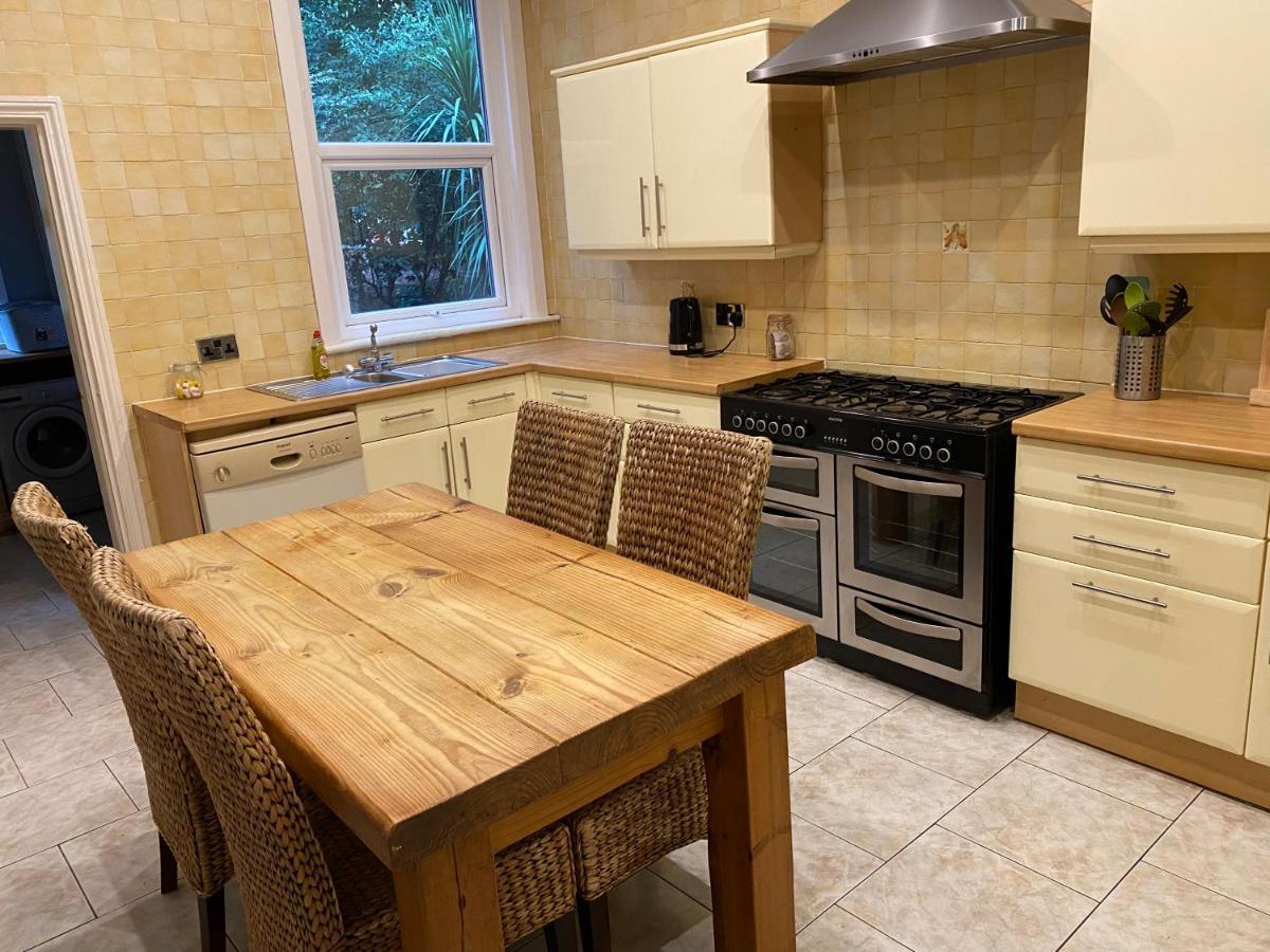 Villa With Park Views Close To Liverpool Centre Buitenkant foto